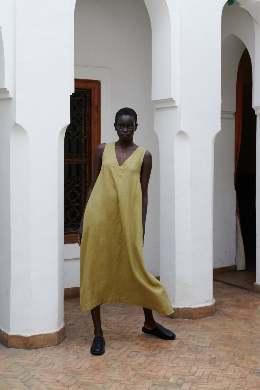 Olive linen dress with V-neckline, front view